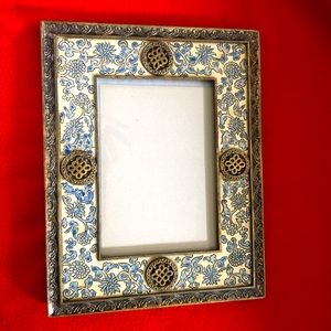 Frame - blue flowers on cream background & gold